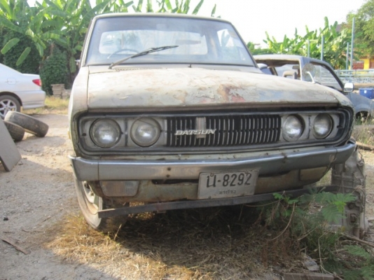 ขายดัสสันช้างเหยียบ4ขอไฟนอน