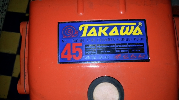 ขายปั้มอัดฉีด takawa ของใหม่ 4,800 ใช้ได้กับมอเตอร์ 2แรง และ3แรง