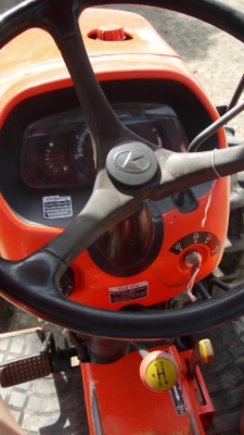 ขาย Kubota L3608 รถสภาพใหม่ พร้อมใช้ สนใจโทรสอบถามครับ