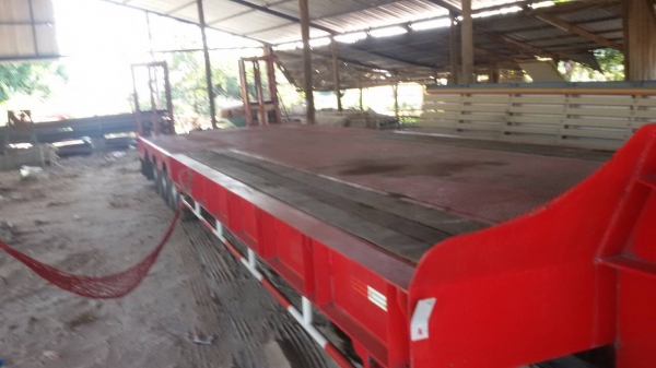 ต้องการขายหางโลเบด 3 เพลา ก. 3ม x ย. 11.5ม x ส .95ม สะพานไฮโดรลิค พร้อมยางและกะทะ (ยางเรเดียล ขอบ 17.5 ) หางจดทะเบียนแล้ว ขายราคา 1,000,000 บ. สนใจติดต่อ 081-9176906 k.ปิ่น