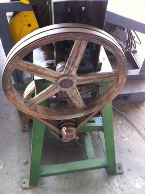 เครื่องรีดโลหะ กลม แบน(ลวด ทองแดง อลูมีเนียม,อื่นๆ) เครื่องรีดโลหะ กลม แบน(ลวด ทองแดง อลูมีเนียม,อื่นๆ)