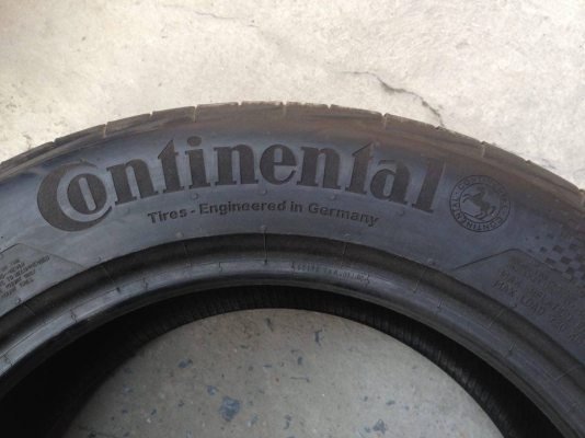 ยาง Continental 225 - 55 - 17 ปี 13 ครบชุด 4 เส้น 3500  ยางสวยๆไม่บวมดอกเต็มๆยางเหลือเยอะวิ่งใด้อีกนานค่ะ