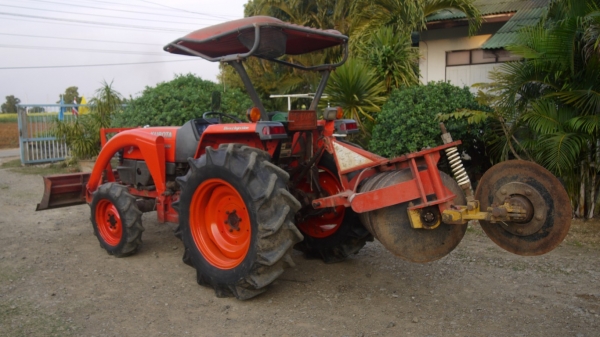 ขายครับ Kubota L4508Di ใบดันพร้อมโรตารี่ หรือผาน6 สนใจติดต่อครับ