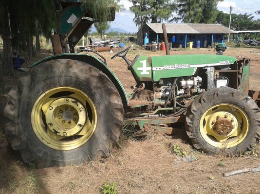 ขาย รถไถ 2 เพลา JOHN DEERE 5403 เอกสารเล่มทะเบียนพร้อม อุปกรณ์มีแต่ผานดันหน้า