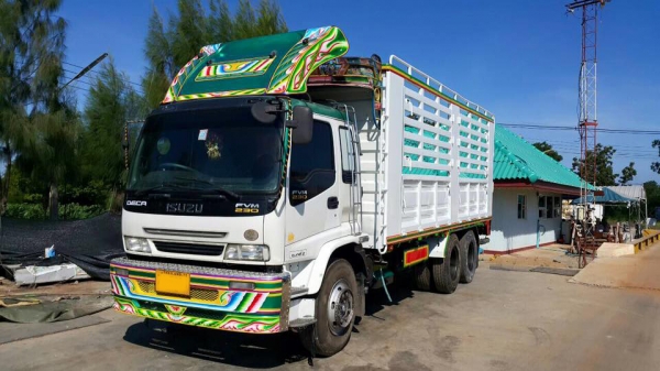 10ล้อเพลาเดียว ISUZU DECA FVM-230แรง ยูโร-2 ปี50 (ฉลอง50ปีฯ) กระบะเกษตร ST.ล่อง/ไม่ดั้ม **ขาย ISUZU DECA FVM-230 HP 10ล้อ1เพลา กระบะเหล็กเกษตร อู่.ST. ล่อง/ไม่ดั้ม สภาพเดิมๆ พร้อมใช้งาน ISUZU DECA FVM32N2 4 6HE1-Turbo 230แรง EURO-2 10ล้อเพลาเดียว ISUZU DECA FVM-230แรง ยูโร-2 ปี50 (ฉลอง50ปีฯ) กระบะเกษตร ST.ล่อง/ไม่ดั้ม **ขาย ISUZU DECA FVM-230 HP 10ล้อ1เพลา กระบะเหล็กเกษตร อู่.ST. ล่อง/ไม่ดั้ม สภาพเดิมๆ พร้อมใช้งาน ISUZU DECA FVM32N2 4 6HE1-Turbo 230แรง EURO-2