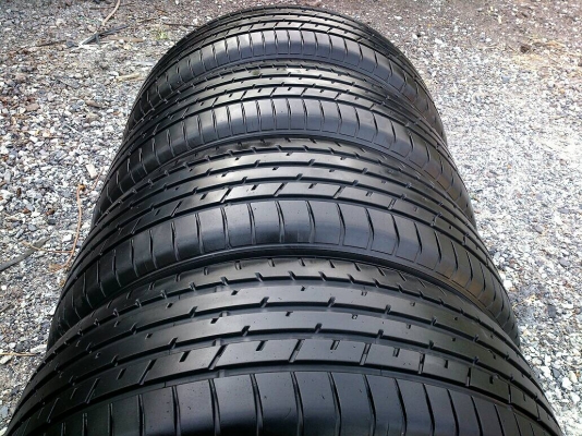 ขายยาง TOYO 225/55R19 MADE IN JAPAN ยางสัปดาห์ที่21ปี14 ดอกยางหนาเต็มสดเท่ากันไม่ร้าวไม่แตกลายไม่กินข้างสวยๆ จำนวน 1 ชุด ขายยาง TOYO 225/55R19 MADE IN JAPAN ยางสัปดาห์ที่21ปี14 ดอกยางหนาเต็มสดเท่ากันไม่ร้าวไม่แตกลายไม่กินข้างสวยๆ จำนวน 1 ชุด