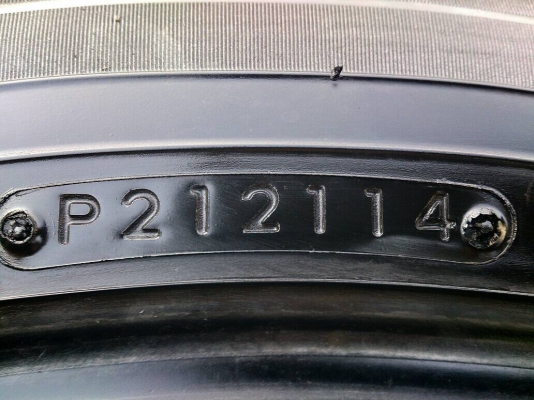 ขายยาง TOYO 225/55R19 MADE IN JAPAN ยางสัปดาห์ที่21ปี14 ดอกยางหนาเต็มสดเท่ากันไม่ร้าวไม่แตกลายไม่กินข้างสวยๆ จำนวน 1 ชุด ขายยาง TOYO 225/55R19 MADE IN JAPAN ยางสัปดาห์ที่21ปี14 ดอกยางหนาเต็มสดเท่ากันไม่ร้าวไม่แตกลายไม่กินข้างสวยๆ จำนวน 1 ชุด