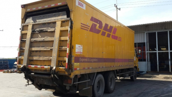 ขายด่วนFUSO M6 260เพลาเดียวตู้แห้งมีลิฟหลังขึ้นของยาว7.50เมตรราคาเบาๆโทร0856842587 ขายด่วนFUSO M6 260เพลาเดียวตู้แห้งมีลิฟหลังขึ้นของยาว7.50เมตรราคาเบาๆโทร0856842587