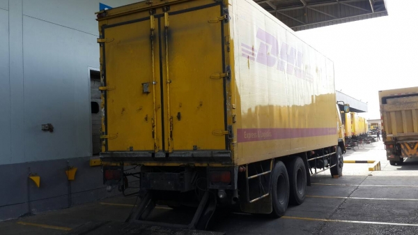 ขายด่วนFUSO M6 260เพลาเดียวตู้แห้งมีลิฟหลังขึ้นของยาว7.50เมตรราคาเบาๆโทร0856842587 ขายด่วนFUSO M6 260เพลาเดียวตู้แห้งมีลิฟหลังขึ้นของยาว7.50เมตรราคาเบาๆโทร0856842587