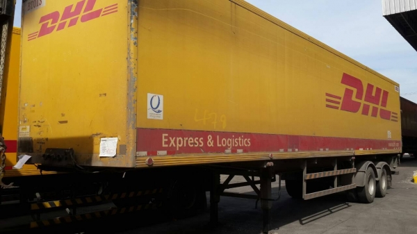 ขายด่วนหางเทรนเลอร์ยาว12.50เมตรมีลิฟหลังขึ้นของราคาเบาๆโทร0856842587