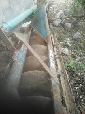 ขายผาน 6*22 LCS.  ใบหนาทุกใบ มี1 ใบที่แตก  โครงสวย ไม่ค่อยได้ใช้งานเก่าเก็บ