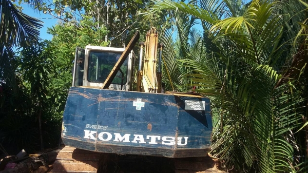 ขายรถแบคโฮ KOMATSU PC120-5 เอกสารอินวอย ราคา 550000