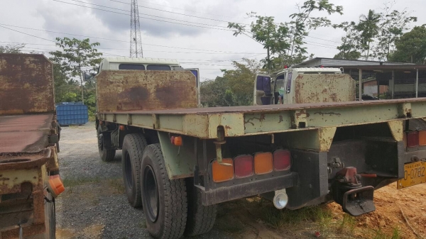 10ล้อพื้นเรียบ2เพลา..240แรง HINO FM3MNLA..รถห้างแท้ เดิมๆหัวเดิมบาง เครื่องเดิม เกียร์เดิม..มีระบบลากพ่วง เล่มทะเบียนพร้อม