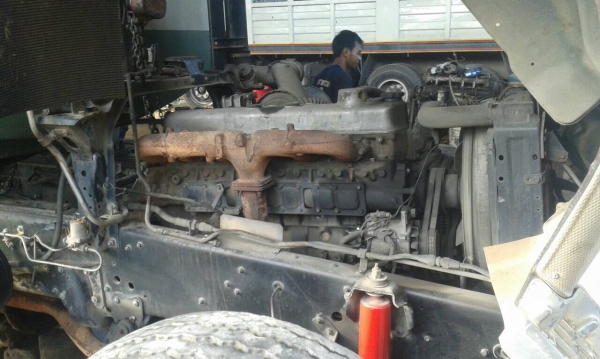 10ล้อพื้นเรียบ2เพลา..240แรง HINO FM3MNLA..รถห้างแท้ เดิมๆหัวเดิมบาง เครื่องเดิม เกียร์เดิม..มีระบบลากพ่วง เล่มทะเบียนพร้อม