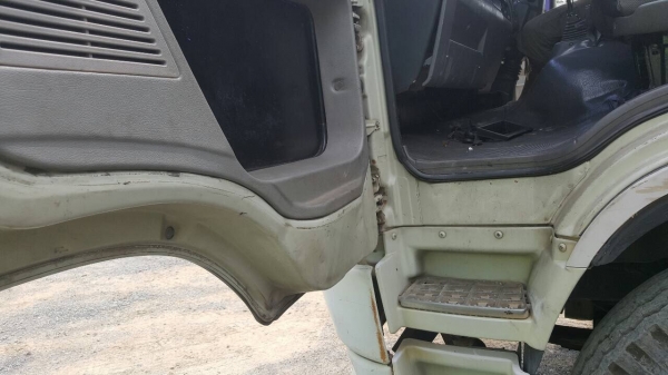 10ล้อพื้นเรียบ2เพลา..240แรง HINO FM3MNLA..รถห้างแท้ เดิมๆหัวเดิมบาง เครื่องเดิม เกียร์เดิม..มีระบบลากพ่วง เล่มทะเบียนพร้อม