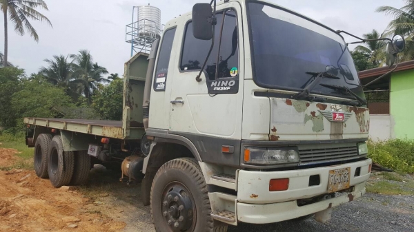 10ล้อพื้นเรียบ2เพลา..240แรง HINO FM3MNLA..รถห้างแท้ เดิมๆหัวเดิมบาง เครื่องเดิม เกียร์เดิม..มีระบบลากพ่วง เล่มทะเบียนพร้อม