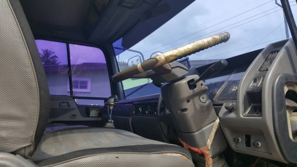 10ล้อพื้นเรียบ2เพลา..240แรง HINO FM3MNLA..รถห้างแท้ เดิมๆหัวเดิมบาง เครื่องเดิม เกียร์เดิม..มีระบบลากพ่วง เล่มทะเบียนพร้อม