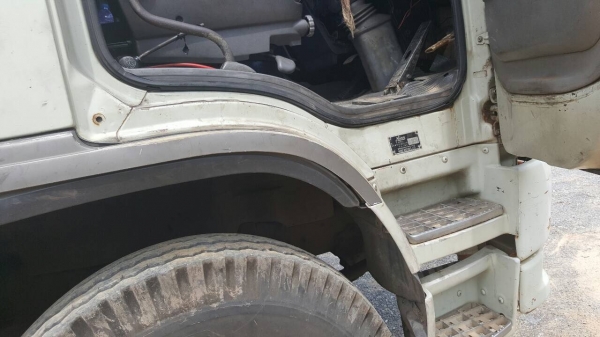 10ล้อพื้นเรียบ2เพลา..240แรง HINO FM3MNLA..รถห้างแท้ เดิมๆหัวเดิมบาง เครื่องเดิม เกียร์เดิม..มีระบบลากพ่วง เล่มทะเบียนพร้อม