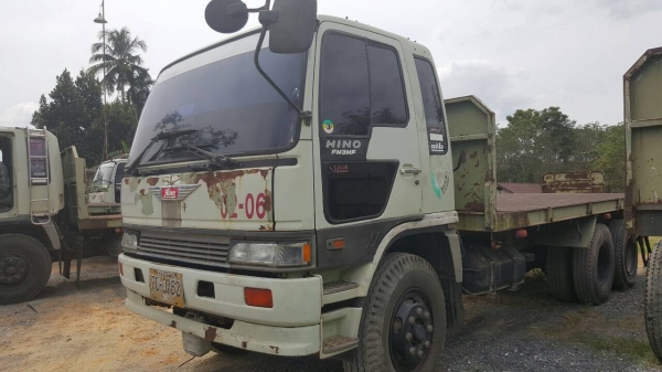 10ล้อพื้นเรียบ2เพลา..240แรง HINO FM3MNLA..รถห้างแท้ เดิมๆหัวเดิมบาง เครื่องเดิม เกียร์เดิม..มีระบบลากพ่วง เล่มทะเบียนพร้อม