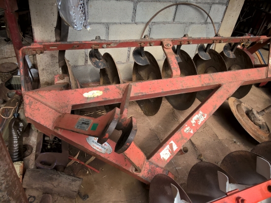 ขายผาน 6X26 ตราช้าง ใช้กับรถไถ 50 แรงม้าขึ้นไป