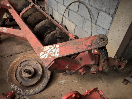 ขายผาน 6X26 ตราช้าง ใช้กับรถไถ 50 แรงม้าขึ้นไป