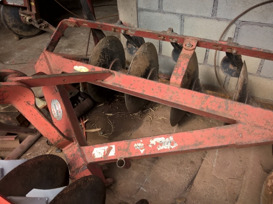 ขายผาน 6X26 ตราช้าง ใช้กับรถไถ 50 แรงม้าขึ้นไป