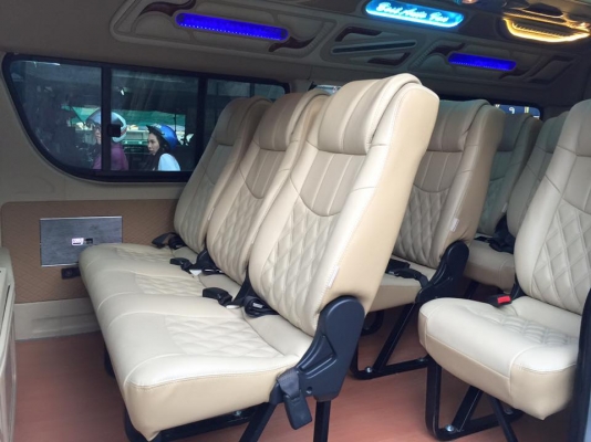 โทร 0922726669 คุณตันหยง รถตู้เบสมือสองฝั่งธน รถตู้ดีเซลล์ ปี 2006 แต่งวีไอพี ราคา 669000 บาท