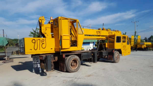 ขายรถเครน11ตันทะเบียนเต็มรถใช้งานได้ดี