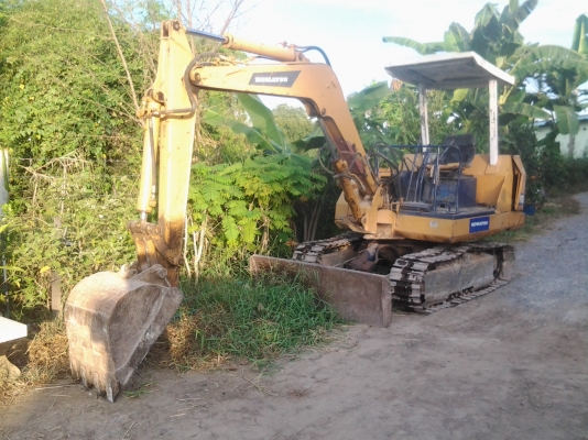 komatsu pc30 เครื่องดี ปั๊มดี ใช้งานได้ปรกติ