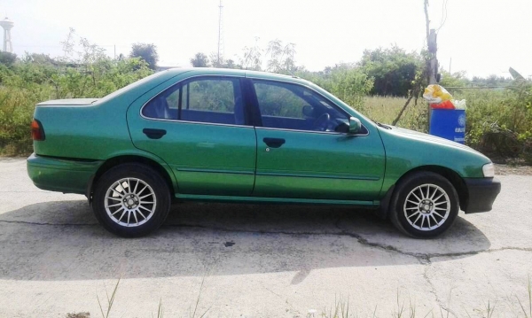 Nissan B 14 ไฟท้ายแยก ปี 98 ออโต้ แก๊ว ลงเล่มรถใช้งานปรกติ ไม่แท๊กซี่