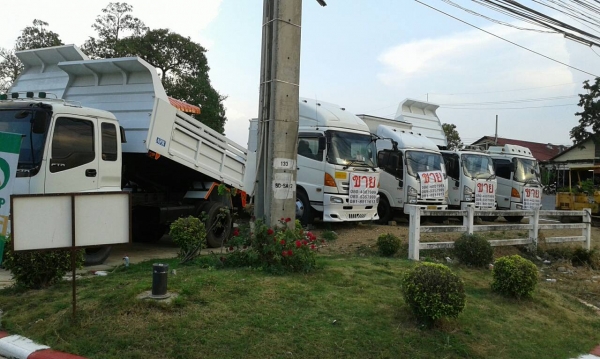 ศูนย์รวมรถบรรทุก มวกเหล็ก สระบุรี