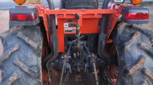 ขายรถไถคูโบต้า4508 di สเปเชียลใบมีดดันหน้าผาลหลังพร้อมใช้งาน ขายรถไถคูโบต้า4508 di สเปเชียลใบมีดดันหน้าผาลหลังพร้อมใช้งาน