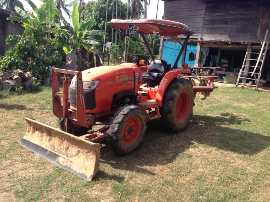 รถไถ KUBOTA L3608 (ราคา248,000บาท) มีภาพวีดีโอ สภาพพร้อมใช้งานรถสวยสภาพเดิมๆ พร้อมอุปกรณ์ 2 รายการ ผ