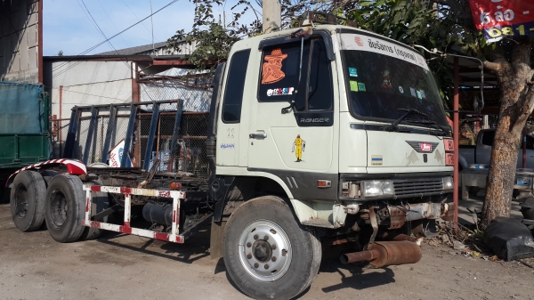 ขายแยก หัว คันซี ช่วงล่าง ขายอะไหล่รถคันนี้ สนใจโทรสอบถาม