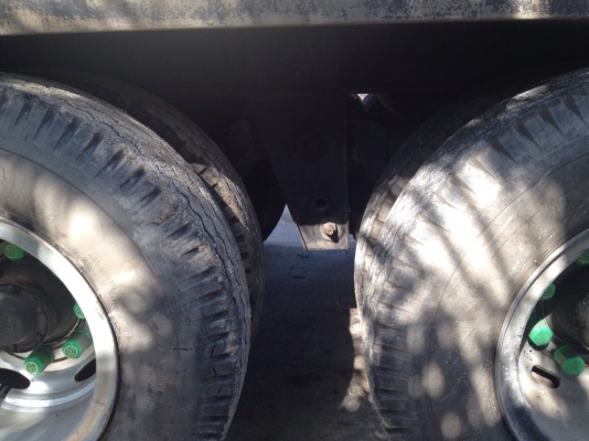 ขายหางสามเพลา สามมิตร ปี 53