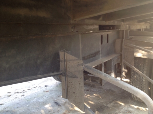 ขายหางสามเพลา สามมิตร ปี 53