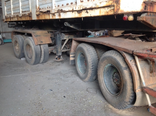 ขายครับ หัวลาก Hino 260แรง เครื่องEK100 2 เพลา