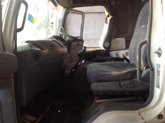 ขายครับ หัวลาก Hino 260แรง เครื่องEK100 2 เพลา