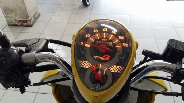 Fino ปี 52 สีเหลือง เครื่องดี เดิม มีเล่ม เอกสารครบโทร. 02-9165022,099-0812001