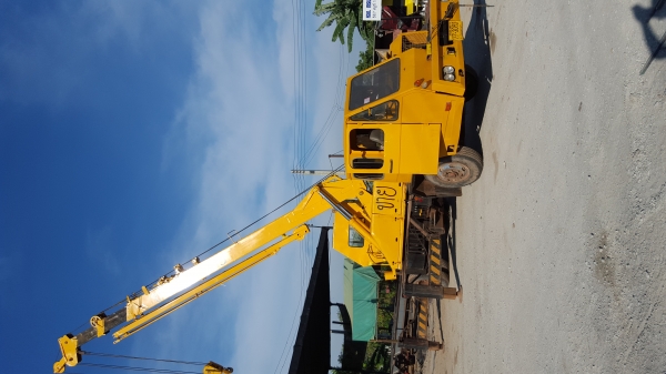 ขายรถเครน11ตัน6ล้อ...ทะเบียนพร้อม..ลดสุดๆๆแล้ว