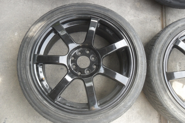 ล้อแม็ก17นิ้ว4รุ100/114 พร้อมยาง สวยๆ 4 ล้อ ราคา 6450 บาท