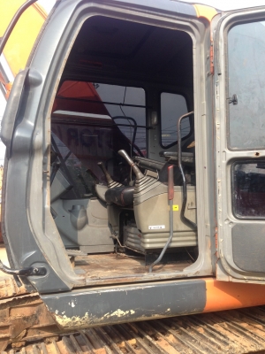ขาย HITACHI ZX200-1 Y'2010 ขาย HITACHI ZX200-1 Y'2010