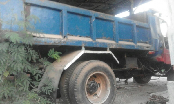 ขาย 6 ล้อดั้ม หน้ายาว เครื่อง  6bb 145  แรง มีสโลว์ ช่วงล่างใหญ่ฟูโซ่ ไม่มีเล่มททะเบียน