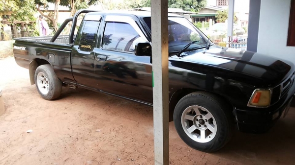 **89,500 บ.ต่อรอง/// TOYOTA ไมตี้เอ็กซ์แค็ป 2.5 ปี93 อ.ว.ท.ม. เอกสารเล่มทะเบียน **ขาย TOYOTA MIGHTY-X 2.5 กระบะแค็ปยอดนิยม รถสวยมีเสน่ห์ พร้อมใช้งาน TOYOTA HILUX MIGHTY-X 2.5 GL X-TRACAB MT ปี36/93 เครื่องเดิม เกียร์เดิม ครับ เครื่อง2L 2.5 แน่น แห้ง แรงดี