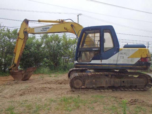 รถขุด Kobelco SK120-1 มาร์คทรี เก่าญี่ปุ่น
