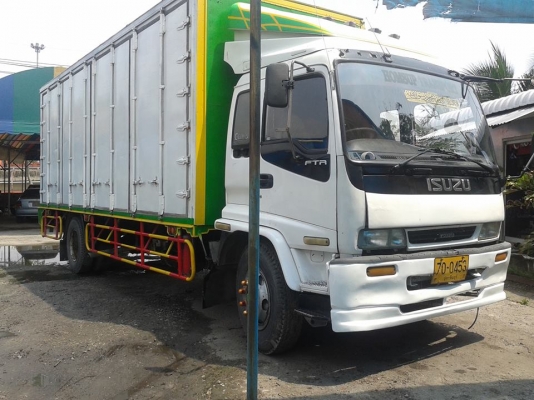 ขายรถ6ล้อ ISUZU FTR ตู้ 10บาน ปี03 195แรงม้า