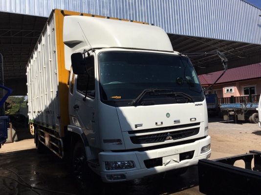 ขายหกล้อ240 แรงตู้10 บานจดปี 2556 ยาว7.30 ขาย สด ผ่อน