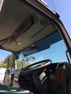 ขายหกล้อ240 แรงตู้10 บานจดปี 2556 ยาว7.30 ขาย สด ผ่อน