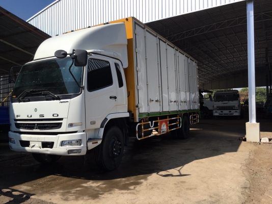 ขายหกล้อ240 แรงตู้10 บานจดปี 2556 ยาว7.30 ขาย สด ผ่อน