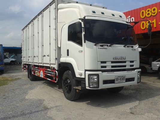 ขายรถ 6ล้อISUZU FTR CNG ตู้10บาน ปี2012 เครื่อง240แรงม้า ตู้ยาว 7.50เมตร